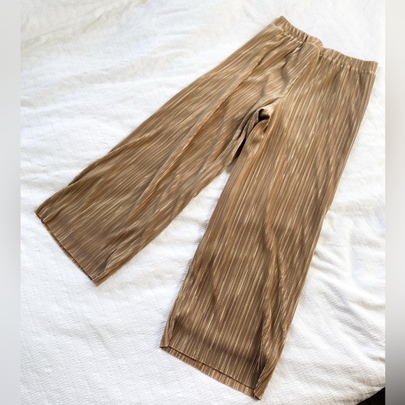 Anne Klein Gold Pleated Wide Leg Pants with Elastic Waist, Size Small - Picture 8 of 9